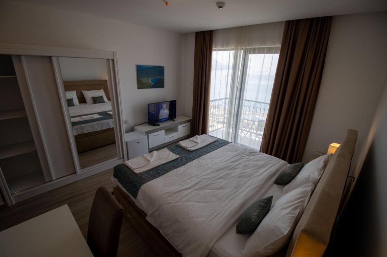 Hotel Svarog Bečići Buitenkant foto
